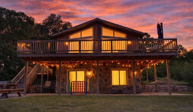 Near Dells Game Room Fire Pit Sunset Deck