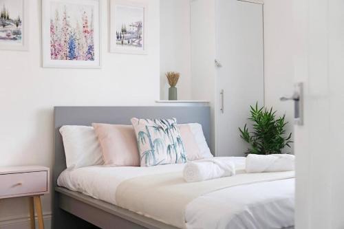 New! 4BR in Durham Road