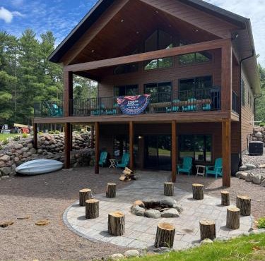 New 5BR Lakehouse on Round Lake Private Waterfront Estate Dock Fire Pit Panoramic Lake Views
