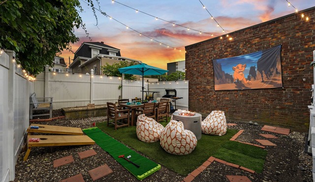 New! Backyard Oasis Free parking GameRoom Min to T