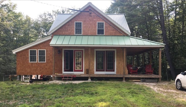 NEW FOR 2023! Adorable Pet Friendly Cottage near Kezar Lake Beach!