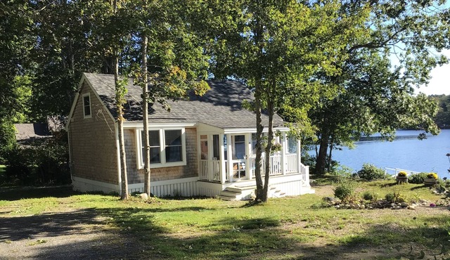 New lakeside cottage!