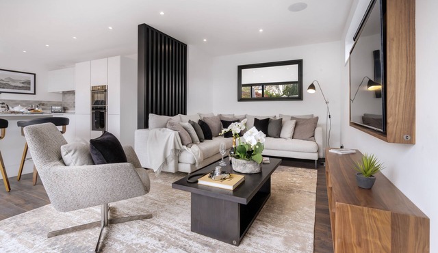 NEW - Richmond House- 5 Star- Unique Grand Design