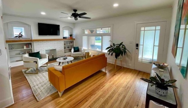 Newly remodeled | Close to airport | 3br, 1 ba
