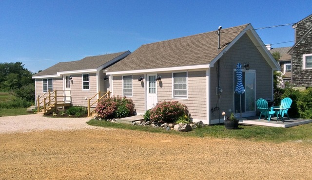 Newly Renovated (2017) Beachfront Cottage On Near Rye Harbor & Jenness Beach!