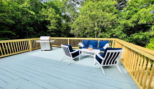 Newly Renovated Coveted Sheep Pond Estates/Walk to Pond,Families love it here!n