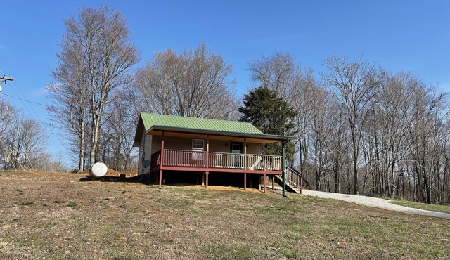 Newly renovated near Rowena, Grider and Wolf Creek Dam