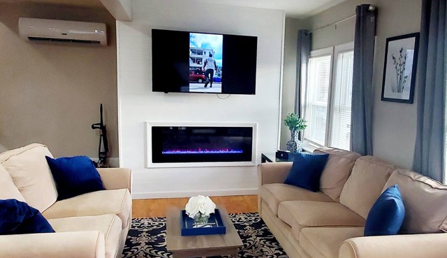 Newly renovated ocean view home 2 min to beach close to Boston