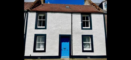 No3 By The Sea a 5 Star Cozy Coastal Cottage