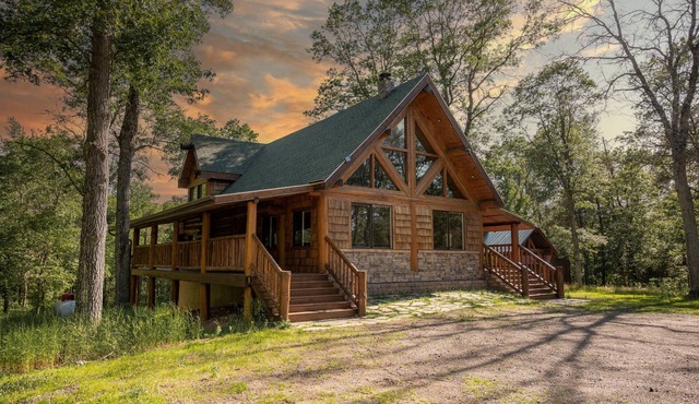Northwoods Log Cabin