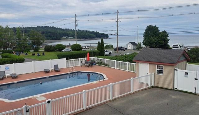Ocean Views from every room. Enjoy nearby beach and Acadia National Park