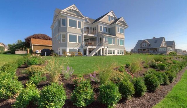 Oceanfront & Panoramic Views at Higgins Beach