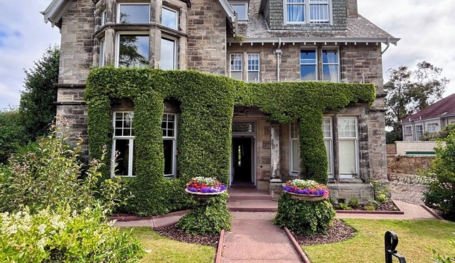 Open 2027, Luxury Sophisticated St Andrews Home - 100% Renovated, All Brand New