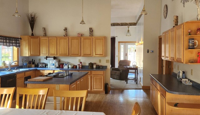 OPEN Dates on Leech Lake home; NEW property offering, All dates open Book Now