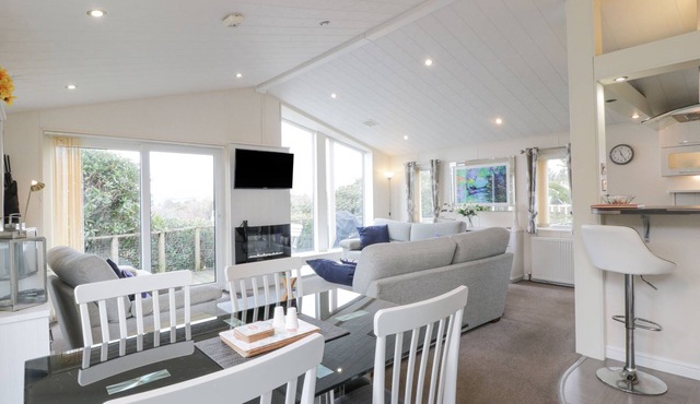 Oyster Bay Lodge