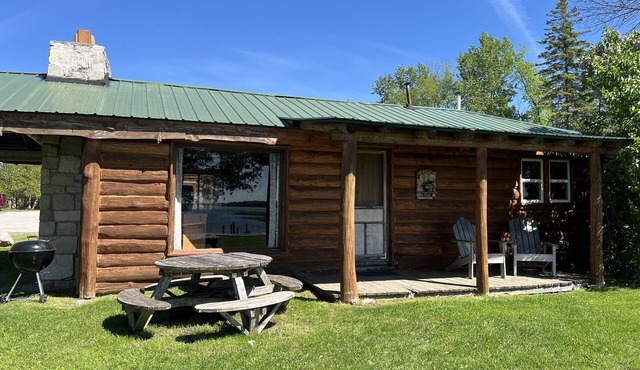 Papins Resort Cabin #1