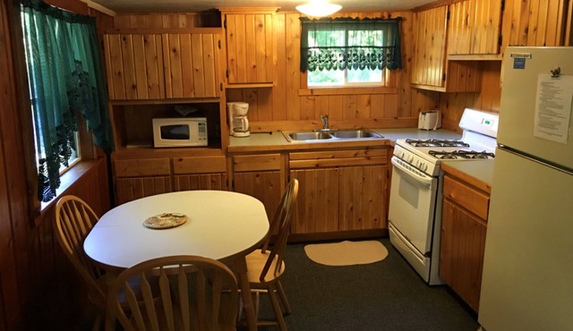 Papins Resort Cabin #5