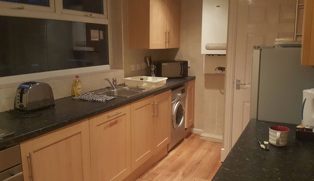 Park Road Apartment, 5-min walk to the beach