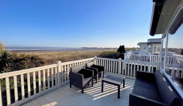 Pass the Keys | Beautiful Beach Lodge with Outstanding Sea Views