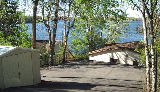 Peace & Quiet and Amazing sunsets await you! Enjoy this great vacation hideaway!