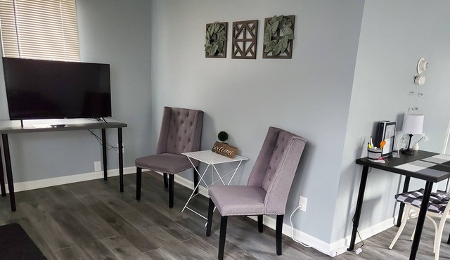 Peaceful 2 Bedroom Residence - Ypsi/AnnArbor