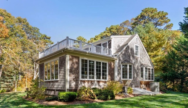 Peaceful and private vacation rental on the pond!
