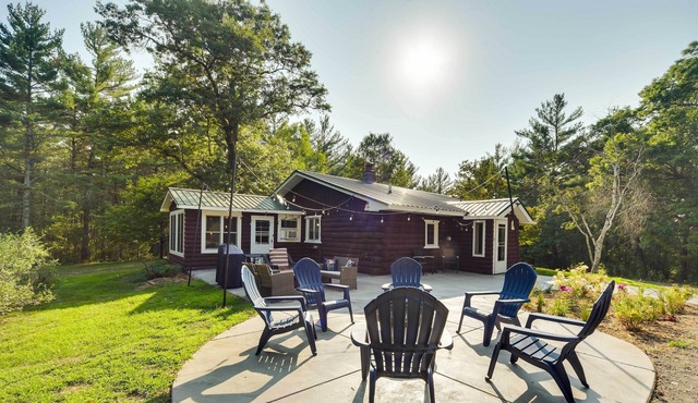 Peaceful Grantsburg Log Cabin w/ Patio + Fire Pit!