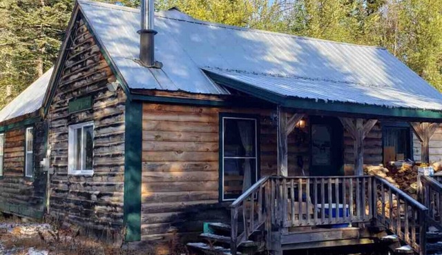 Peaceful Maine cabin on 16 beautiful acres!