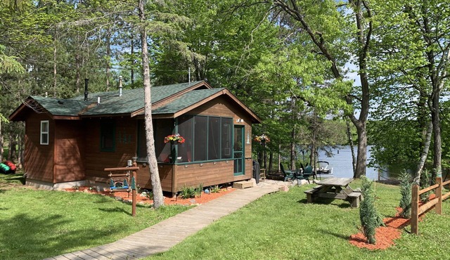 Perfect Little Cabin!