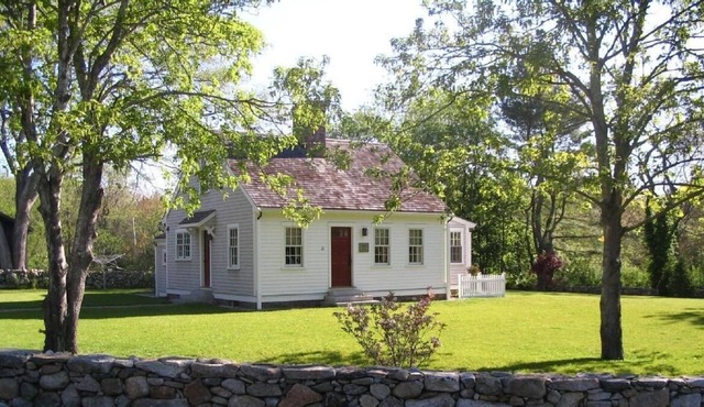 Period Cottage In Idyllic Country Setting, Minutes From Ocean; Pet-Friendly.