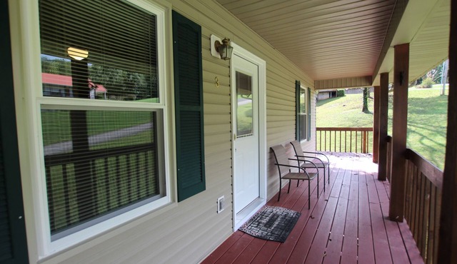 Pet Friendly Condo Overlooking Pool And Tennis Court.