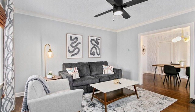 Pets Welcome Cozy Home in Waldo Walkable