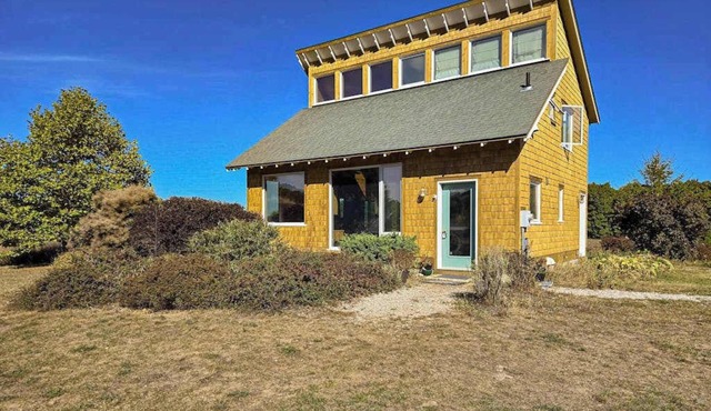 Picturesque Home in Maple City w/a Large yard, Great views, near Lakes & Trails