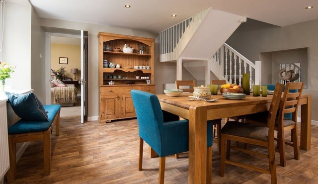 PIRNIE COTTAGE - a charming four bedroom cottage ideal for families