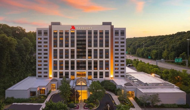 Pittsburgh Airport Marriott