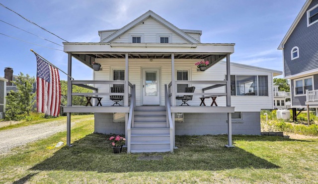 Plum Island Retreat ~ 1-Block Walk to Beach!