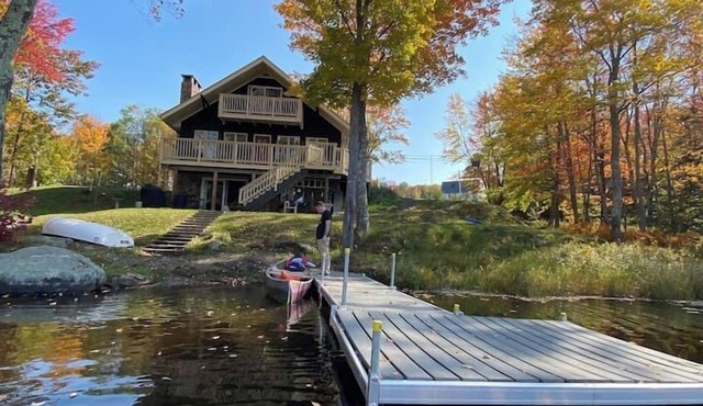 Pondside Getaway - Fishing, Canoeing, & Skiing