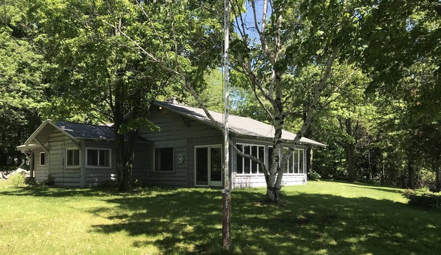 Porter Estate Cabin on Lake Charlevoix