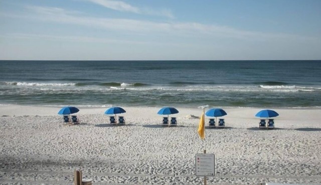 PRICE DROP for prime week June 13-20. Gulf View, Easy Beach and Pool Access.