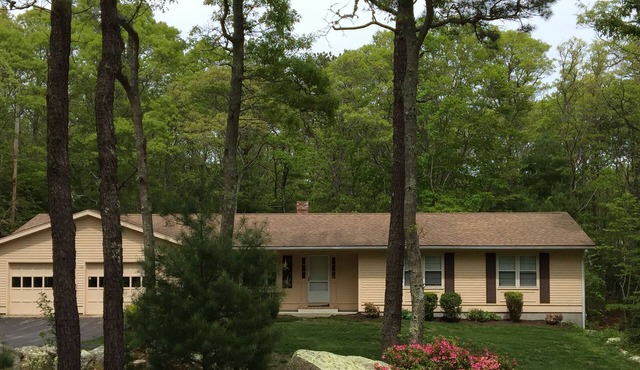 Private 4 BR Ranch Tucked In The Woods 1.5 Miles From Beach