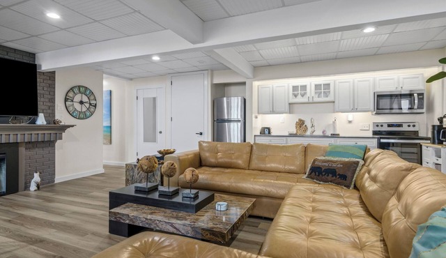 Private Guest Suite | Lake Michigan | Beachfront | Remodeled | Pet Friendly