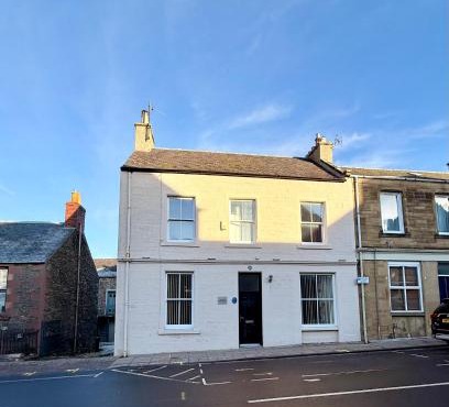 Private Holiday Home with 4 bedrooms- Tower street Guest House