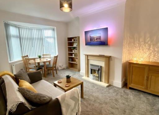 Private Northumberland Apartment - FREE PARKING
