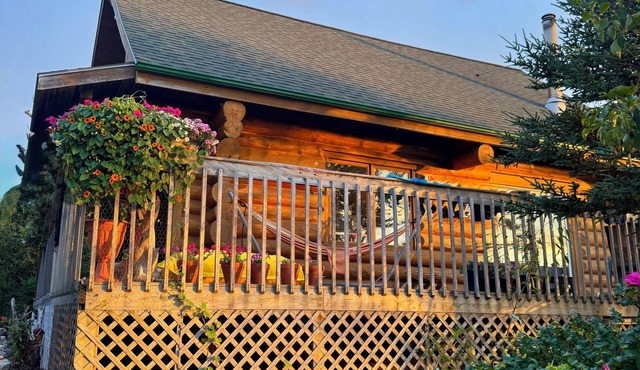 Private Oceanfront Log Home nestled right on the world famous Bay of Fundy