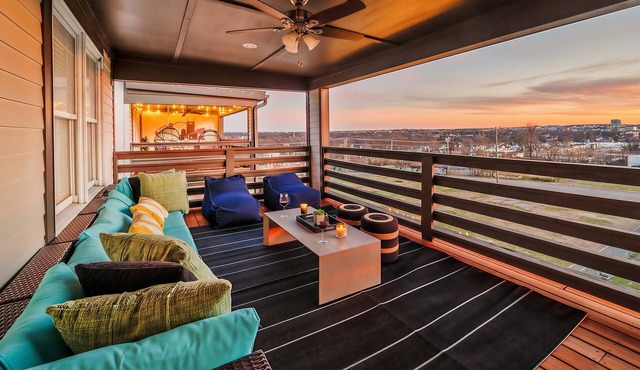 Private Pool Game Room Compound Minutes to Broadway
