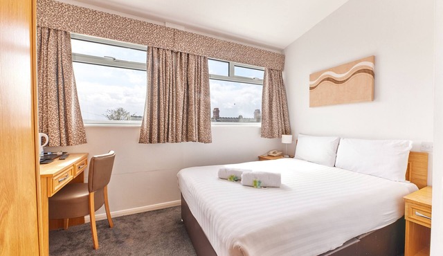 Properties Unique |Dene Rooms Double 32