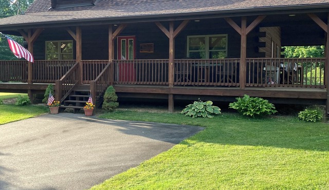 Pymatuning Lake Log Home