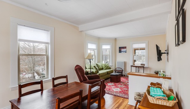 Quaint Home, Near Good Harbor Beach and Town, Great for Families