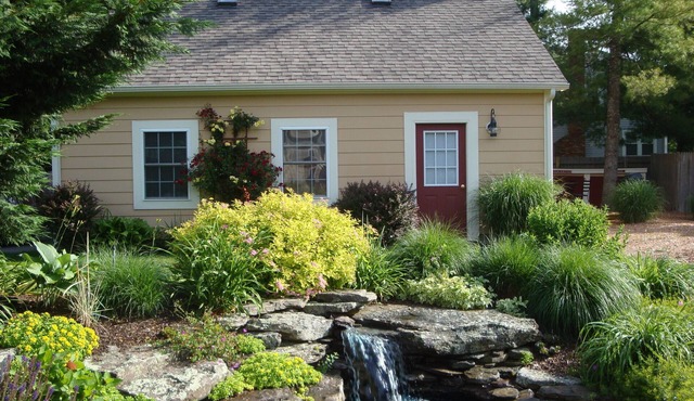 Quaint Studio near Mashpee Commons