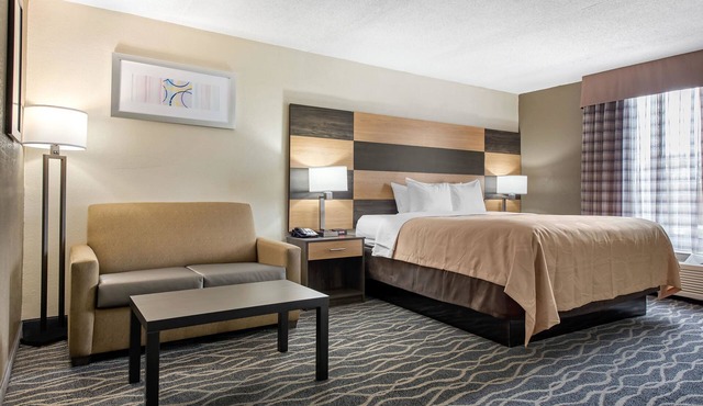 Quality Inn & Suites Lafayette I-65